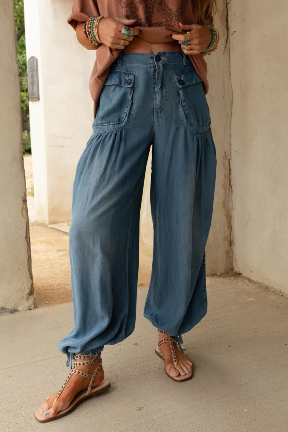 East Bay Loose Fit Cargo Jeans - Denim