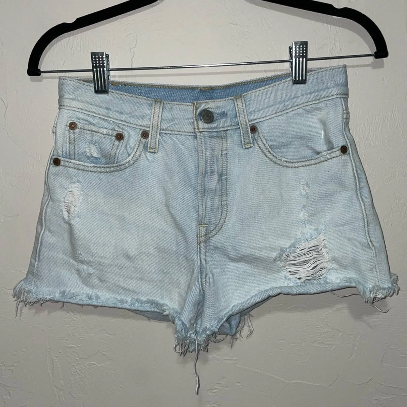 Levi’s Wedgie Fit Light Wash Distressed High Rise Shorts (25)